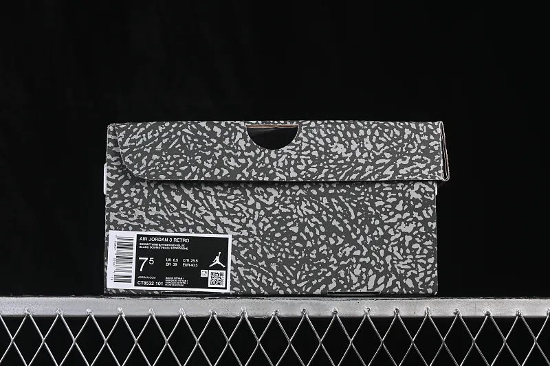All categories Air Jordan Jordan series basketball shoes Air Jordan 3 LJR version Air Jordan 3 Retro "Lucky Shorts" AJ3 Joe 3 Lucky Shorts North Carolina Blue CT8532-101